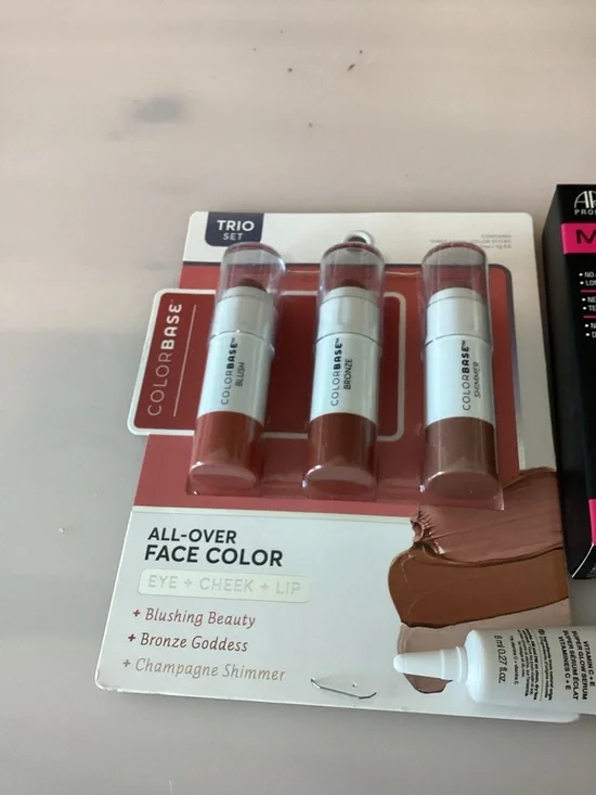 Beauty Bundle Sephora -Over Face Color Trio - Blushing Beauty (Pink/Bronze) lash - Picture 4 of 11